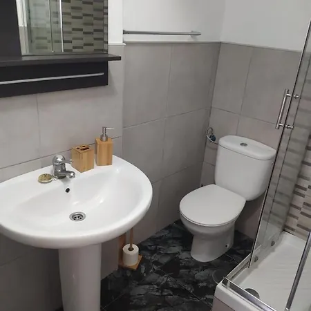 Shared Apartmentl Moana بيت ضيافة كوراليهو